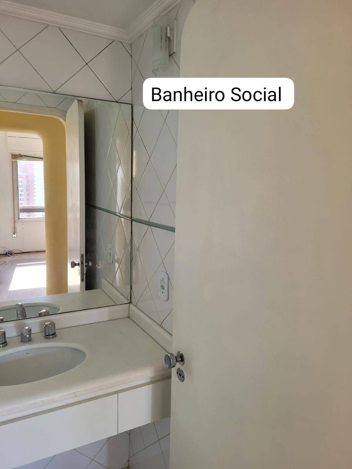 Apartamento de 103 m² reformado na Vila Suzana · foto 8 de 44