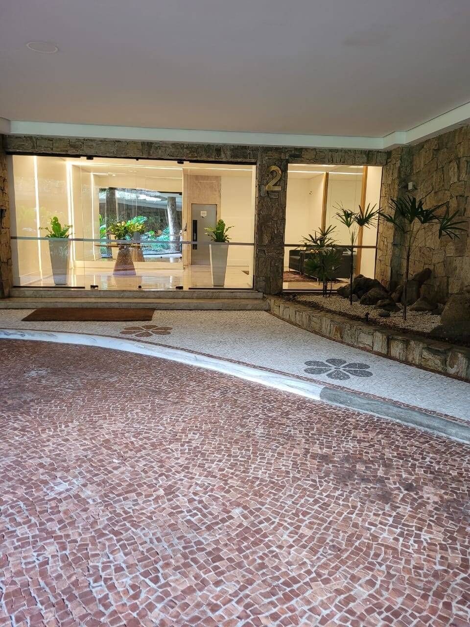 Apartamento de 255 m² com quatro suítes na Vila Suzana — foto 3 de 6