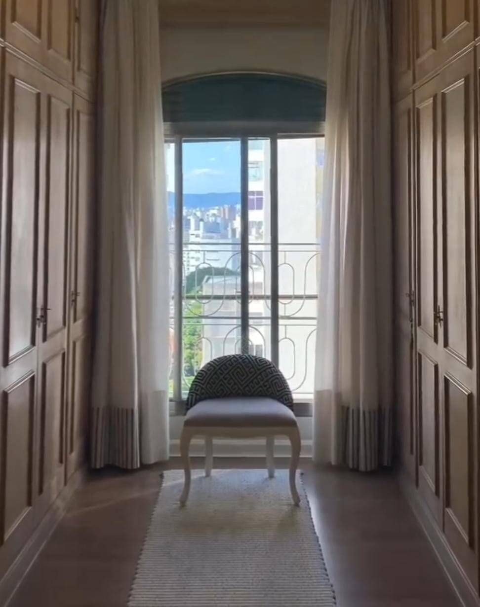 Apartamento clássico de 267 m² no Morro dos Ingleses · foto 10 de 14