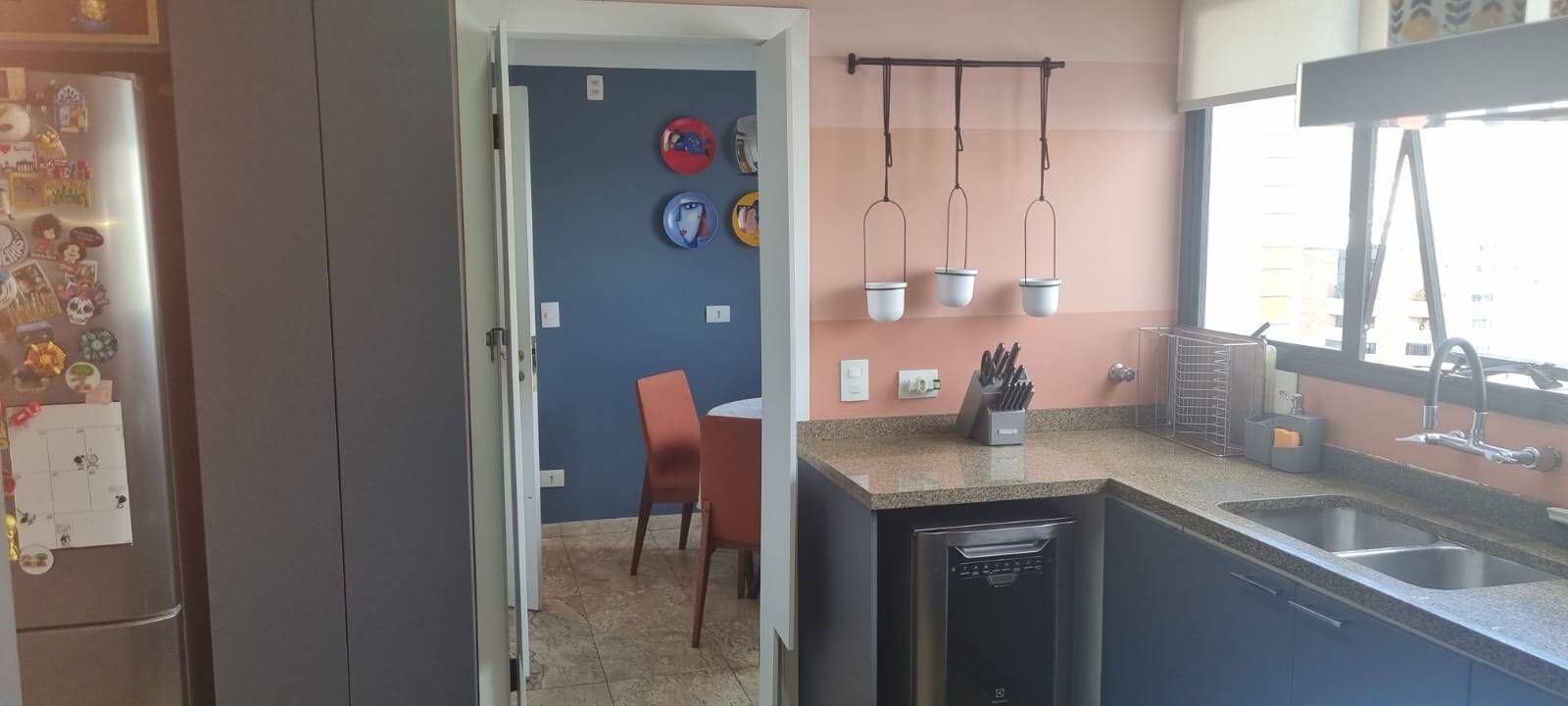 Apartamento de 235 m² com 3 suítes em Moema · foto 18 de 23