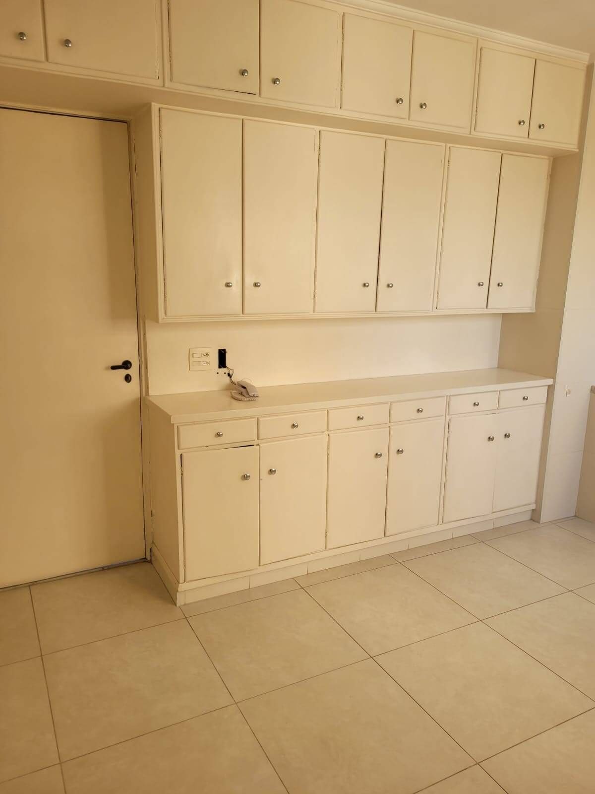 Apartamento de 167 m², um por andar, nos Jardins · foto 9 de 24