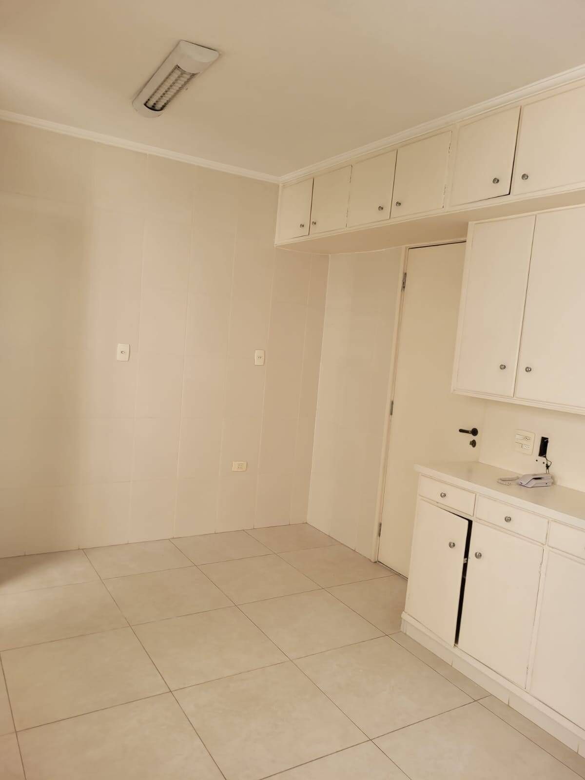 Apartamento de 167 m², um por andar, nos Jardins · foto 10 de 24
