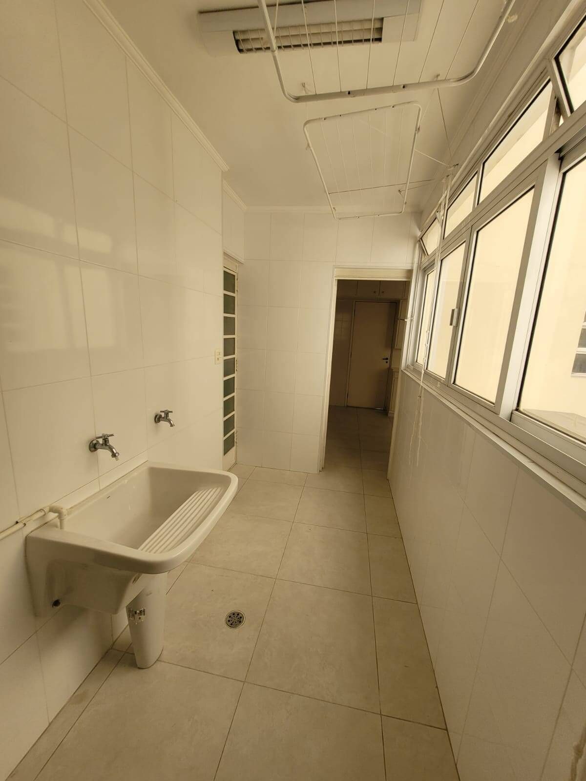 Apartamento de 167 m², um por andar, nos Jardins · foto 11 de 24
