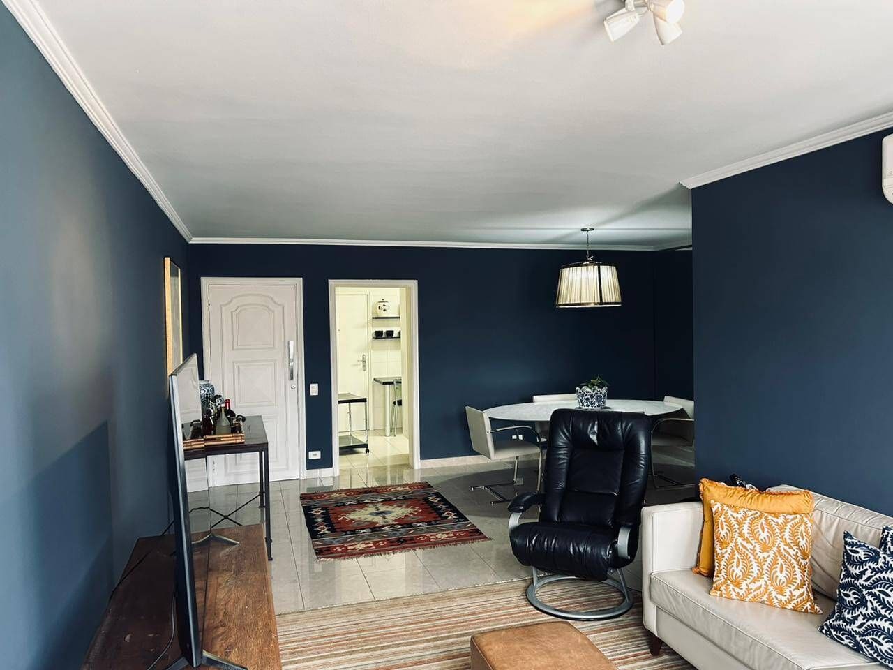 Apartamento reformado de 129 m² na Avenida Higienópolis — foto 4 de 6