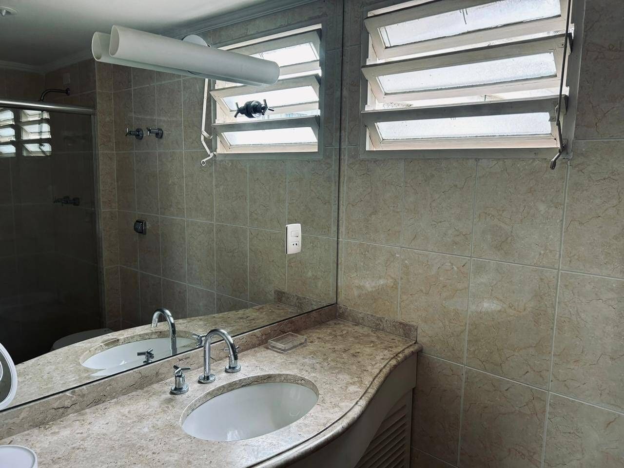 Apartamento reformado de 129 m² na Avenida Higienópolis · foto 10 de 21