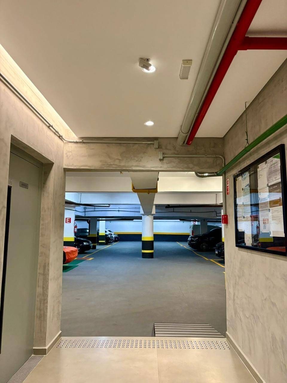 Apartamento de dois dormitórios com varanda em Pinheiros — foto 4 de 6