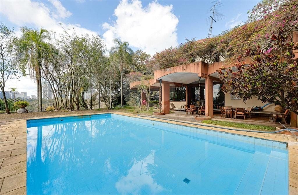 Casa com 4 suítes na Fazenda Morumbi · foto 41 de 43