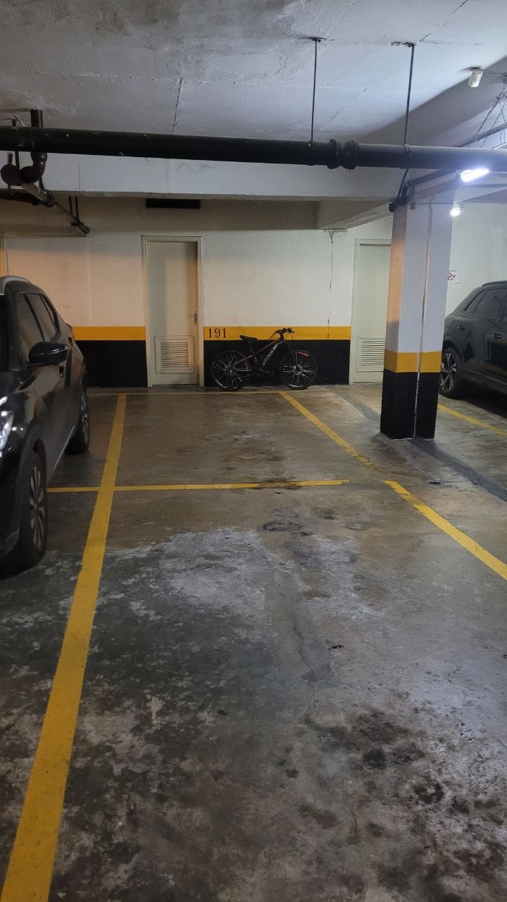 Imóvel à venda na Rua Dr. Nicolau de Souza Queiroz