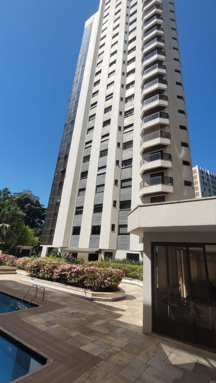 Imóvel à venda na Rua Dr. Nicolau de Souza Queiroz