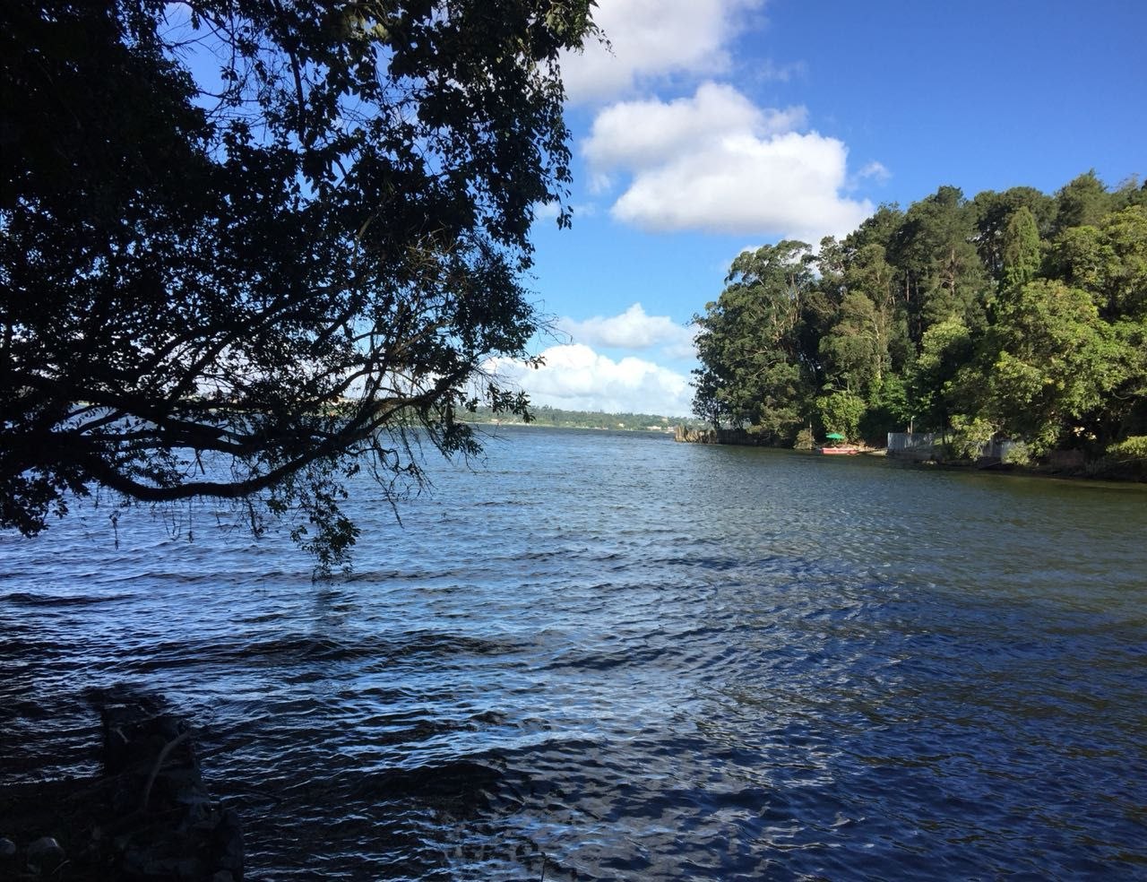 Mansão com 8 dormitórios à beira da Represa de Guarapiranga