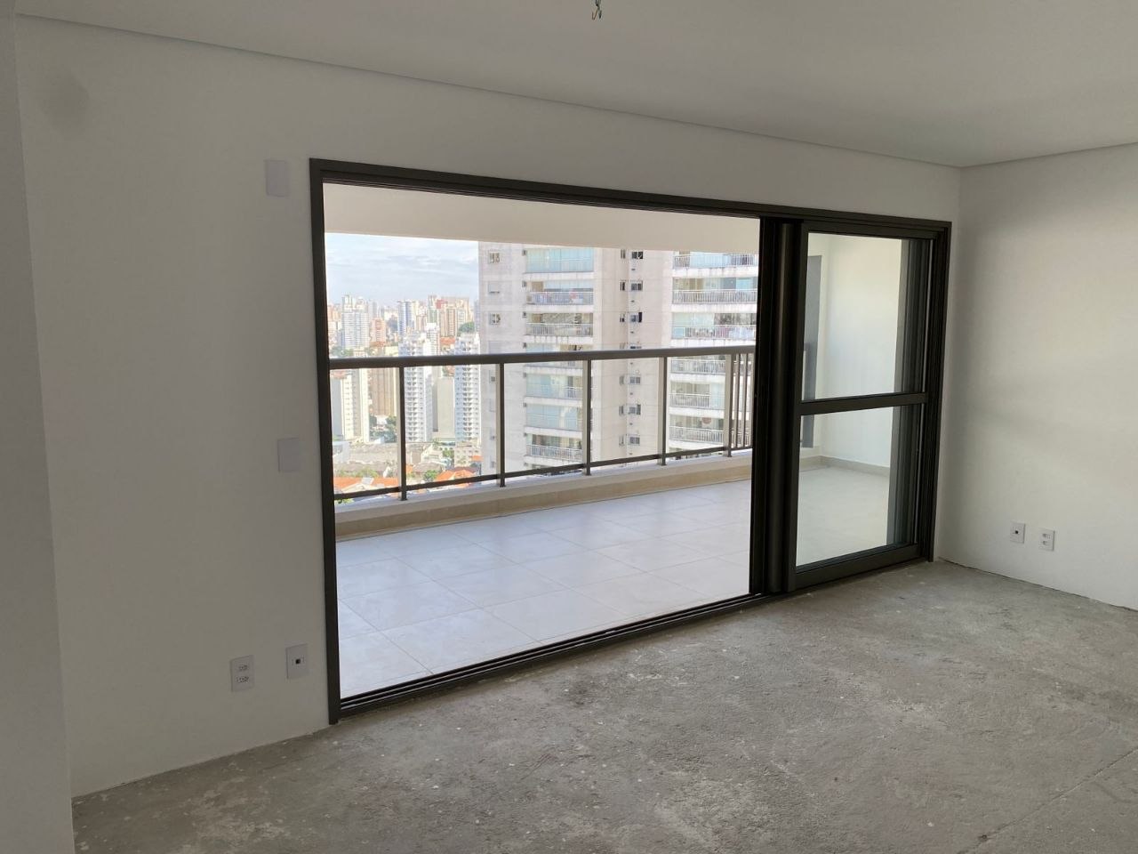 Apartamento com 3 dormitórios na Vila Mariana