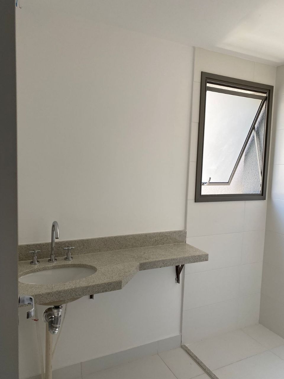 Apartamento com 3 dormitórios na Vila Mariana