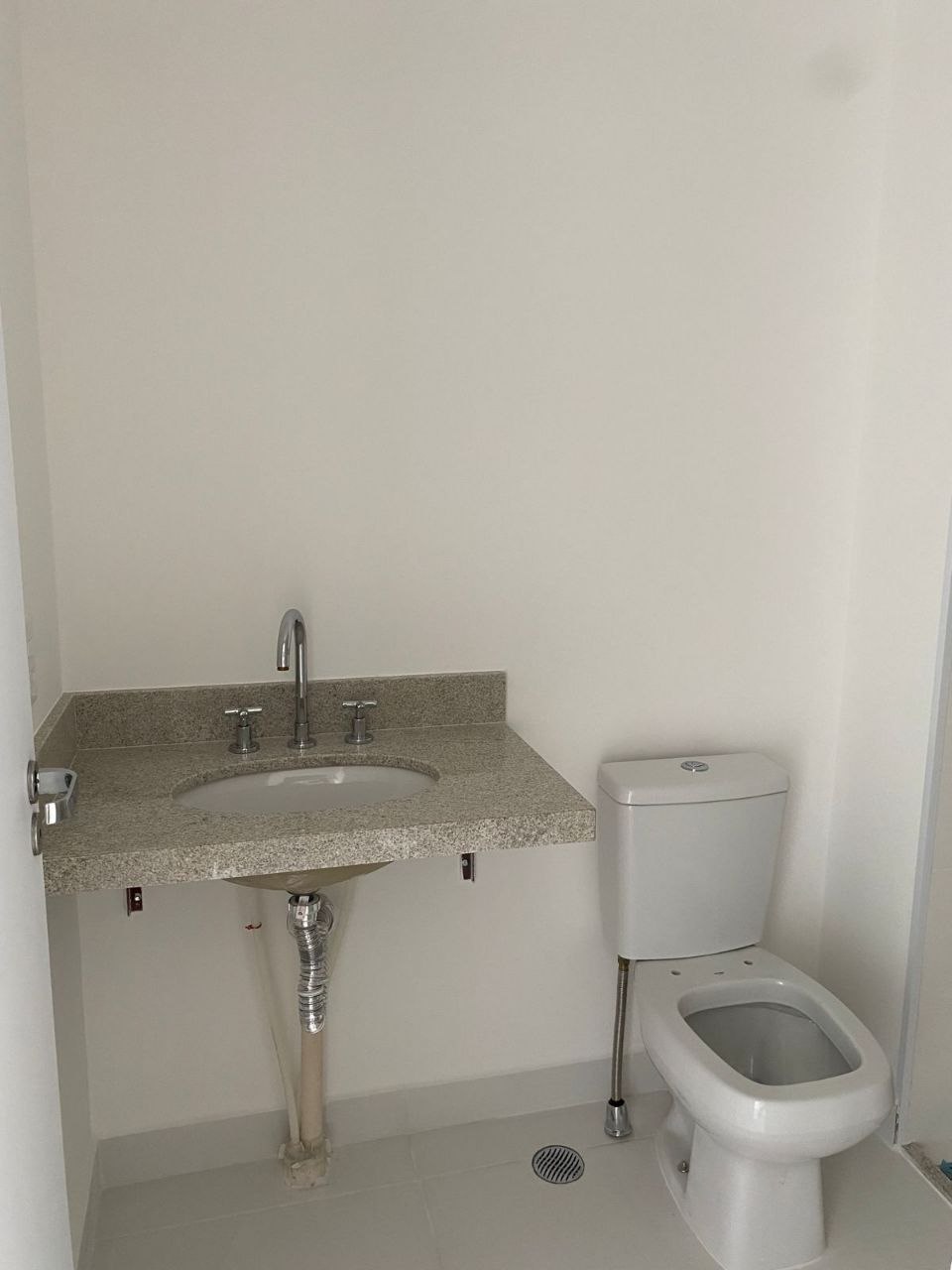 Apartamento com 3 dormitórios na Vila Mariana