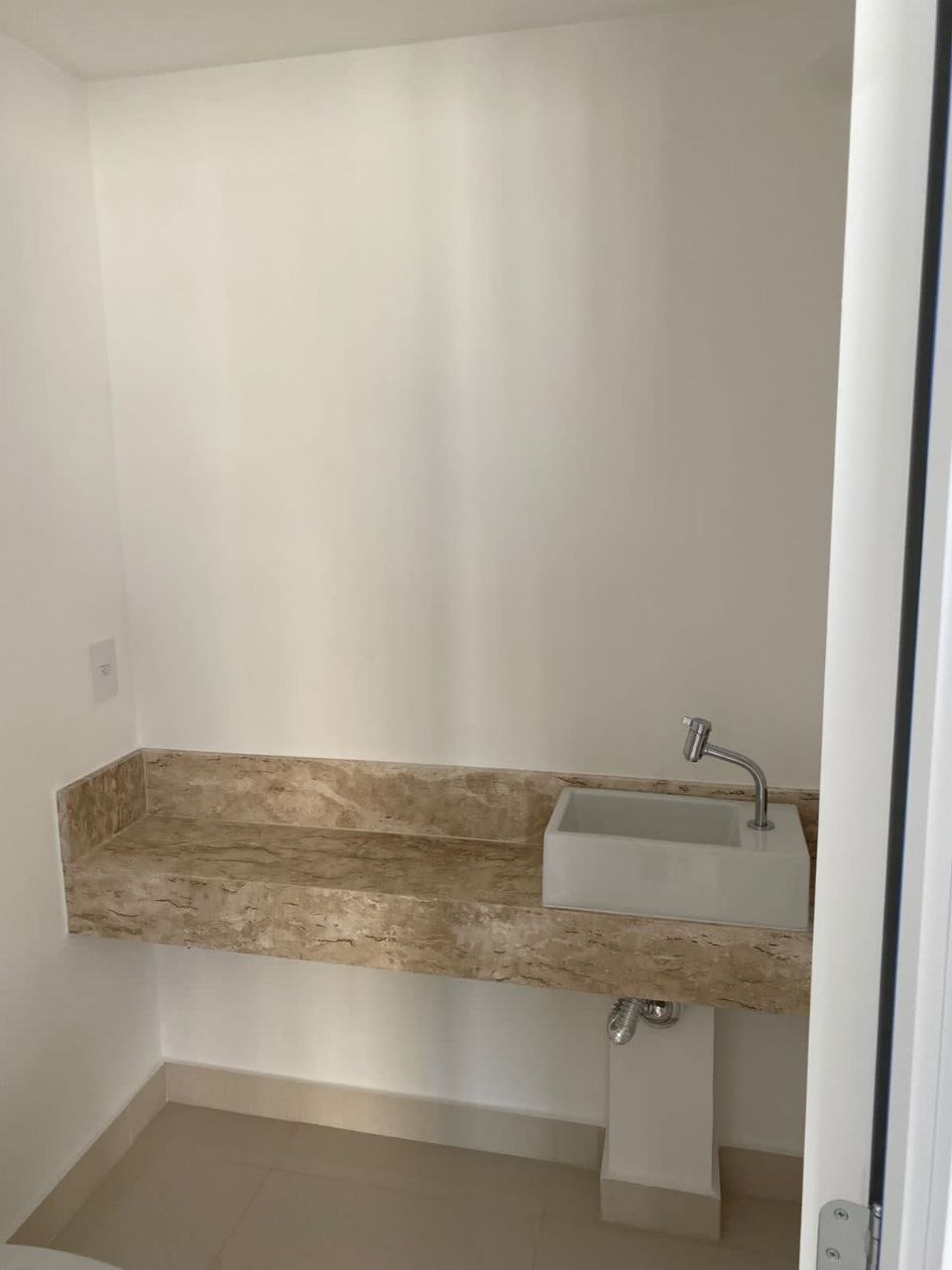 Apartamento com 3 dormitórios na Vila Mariana