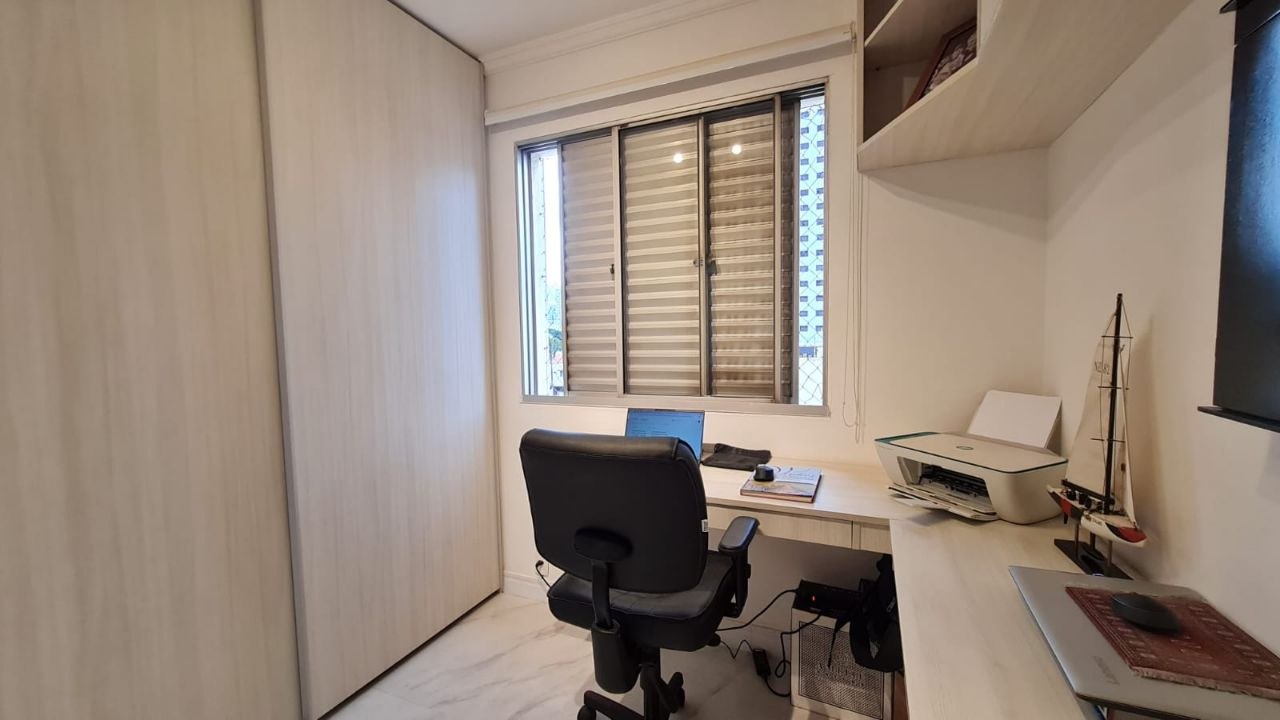 Apartamento com 2 quartos no Campo Belo mobiliado