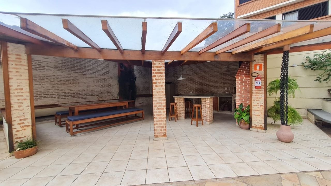 Apartamento com 2 quartos no Campo Belo mobiliado
